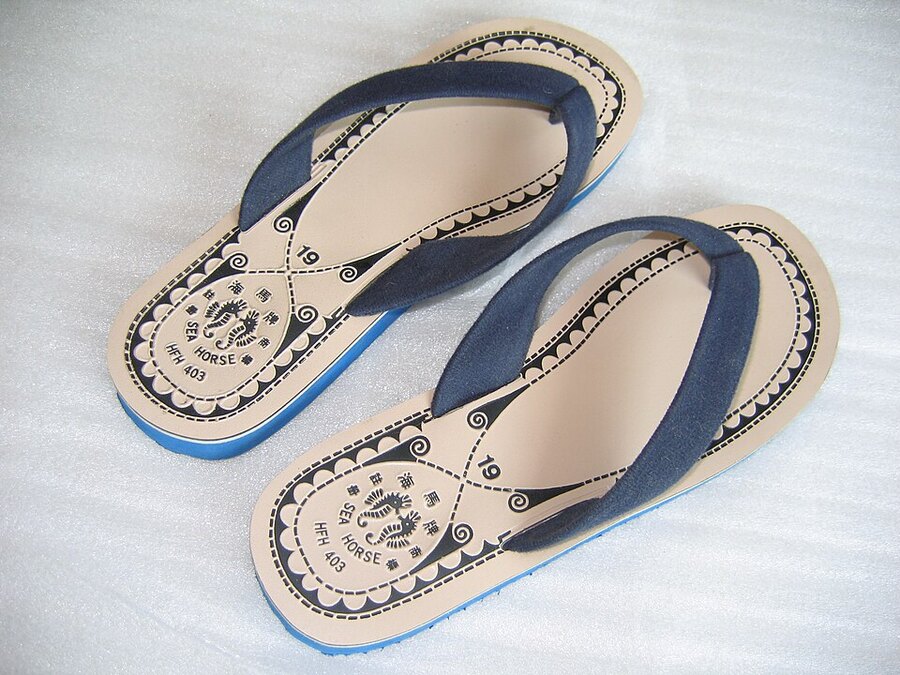 Sandal Kanvas Santai